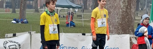 Sul podio Fabio Ferrarotti 1^ classificato al Cross del Parco Kennedy